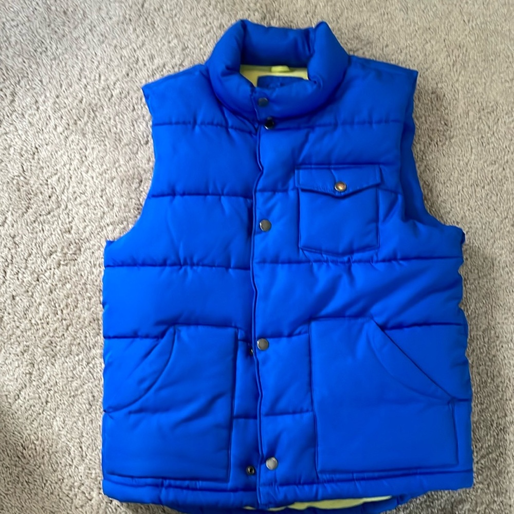 Gap puffer vest